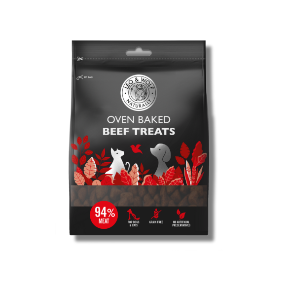 Black and red Leo & Wolf Beef Treats 100g includes leaf and dog designs on high-quality protein packaging.